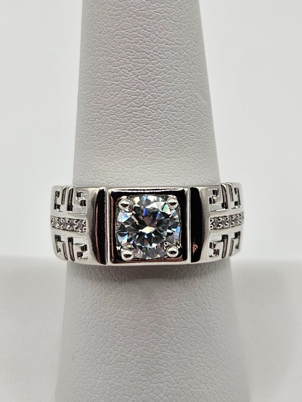 925 Sterling Silver 1.0ctw Moissanite Greek Key Ring Size 8 GRA